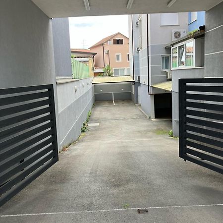 Apartment Capriati With Parking Garage Umag Zewnętrze zdjęcie