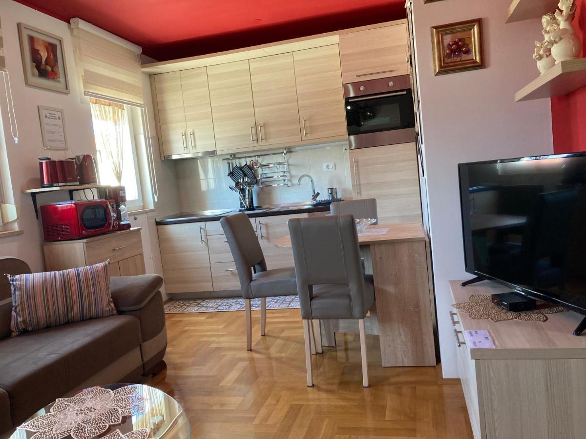 Apartment Capriati With Parking Garage Umag Zewnętrze zdjęcie