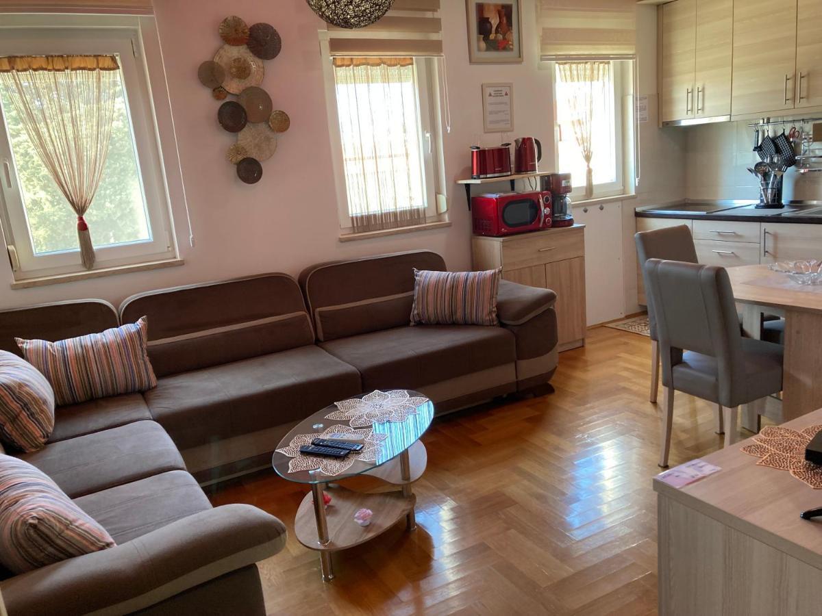 Apartment Capriati With Parking Garage Umag Zewnętrze zdjęcie