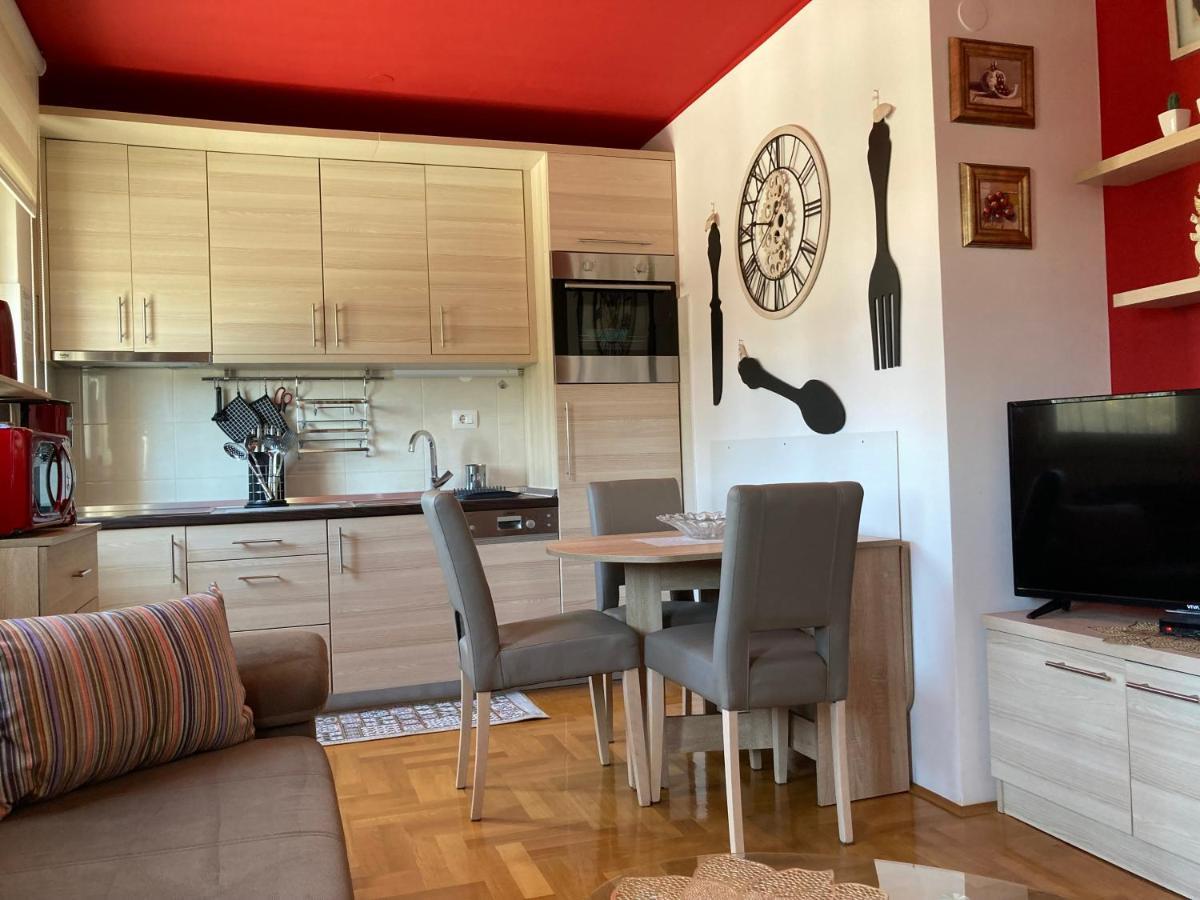 Apartment Capriati With Parking Garage Umag Zewnętrze zdjęcie